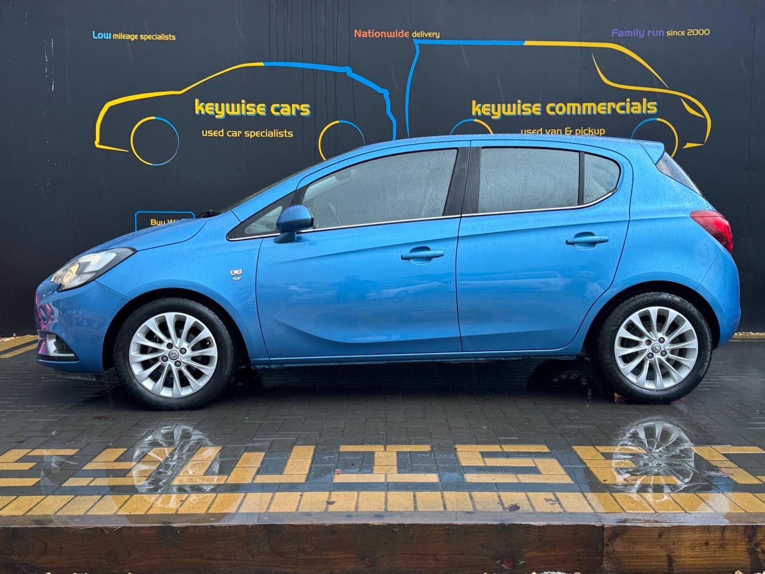 Used Vauxhall Corsa 2016 for sale - 77229719: Photo 2