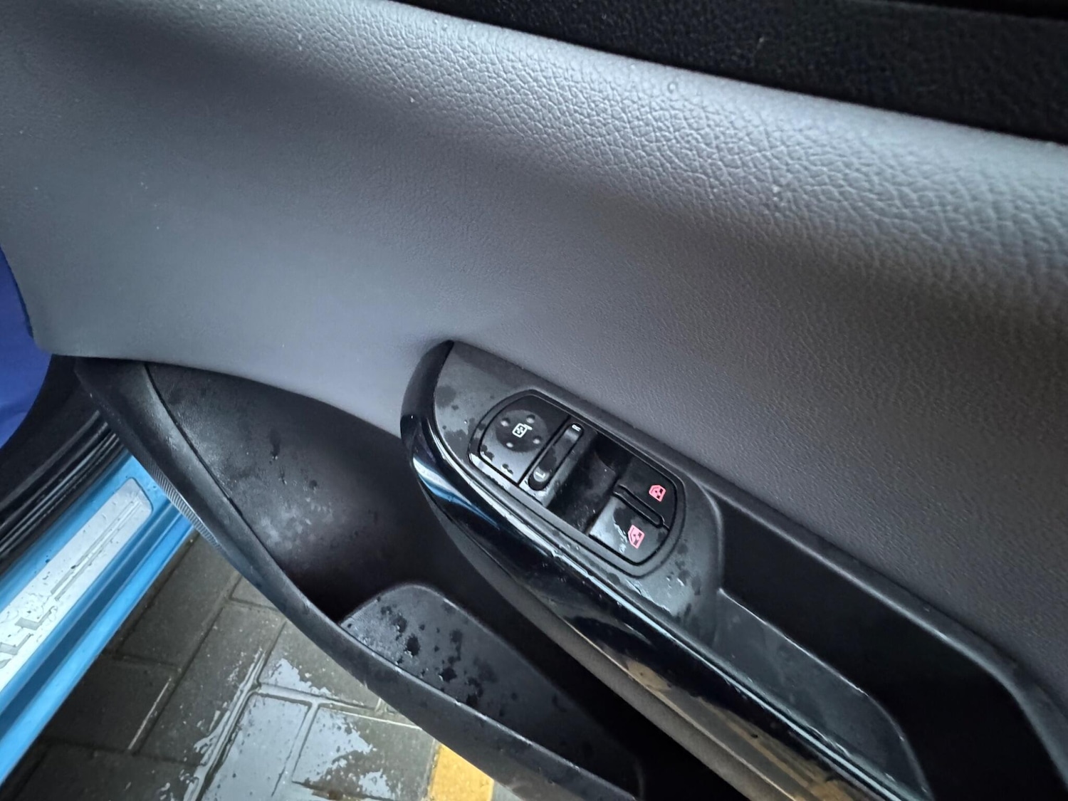 Used Vauxhall Corsa 2016 for sale - 77229719: Photo 33