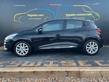 Used Renault Clio 2017 for sale - 76499455: Photo