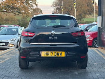 Used Renault Clio 2017 for sale - 76499455: Photo