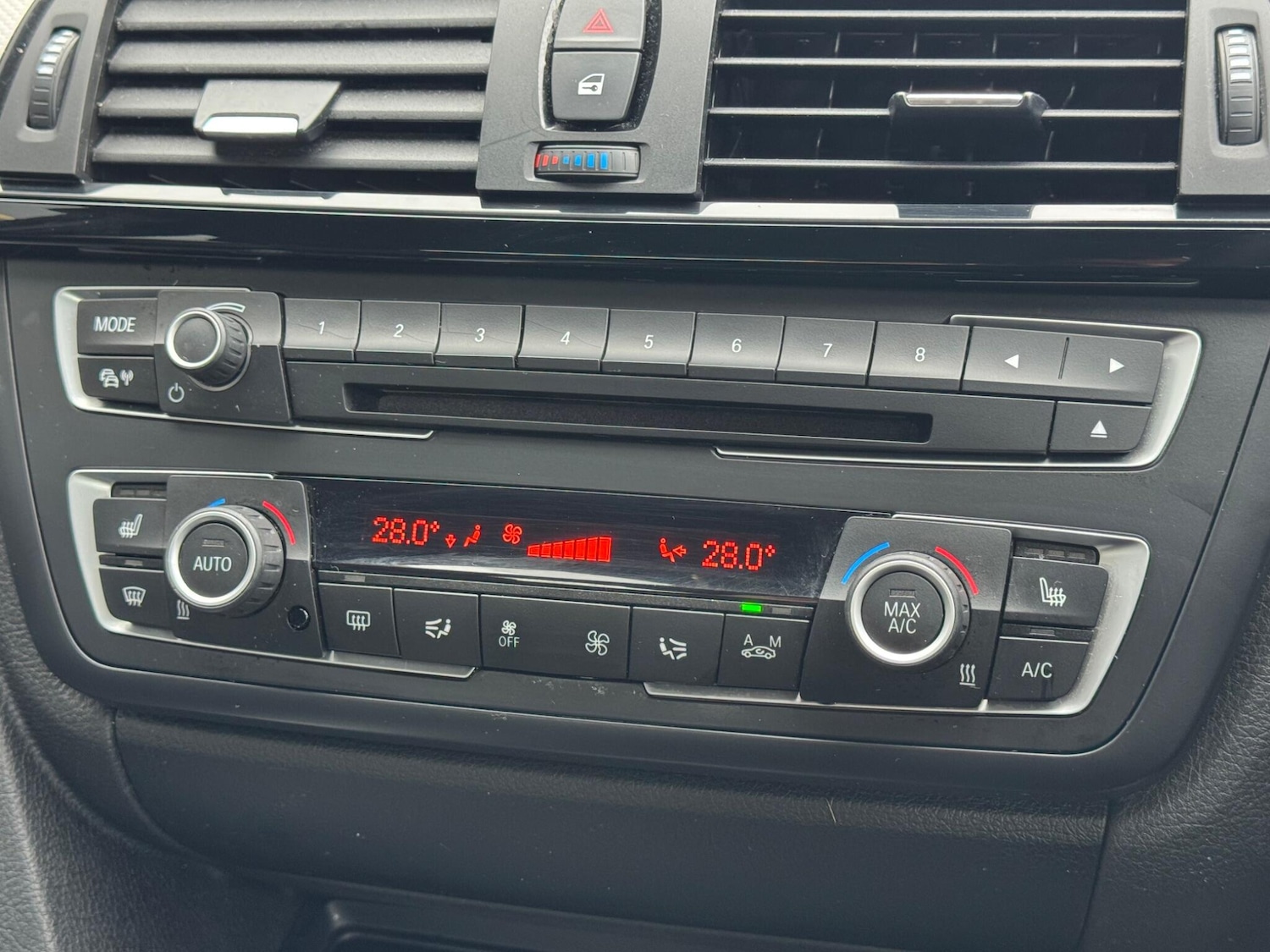 Used BMW 3 Series 2015 for sale - 77291508: Photo 34