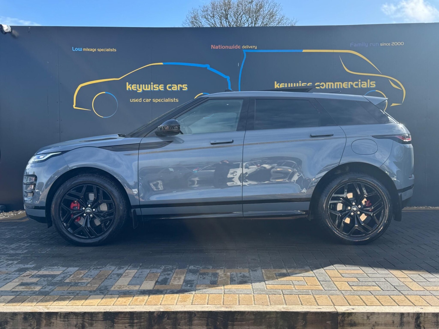 Used Land Rover Range Rover Evoque 2023 for sale - 77882851: Photo 2