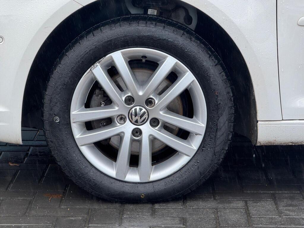 Used Volkswagen Touran 2012 for sale - 77440443: Photo 15