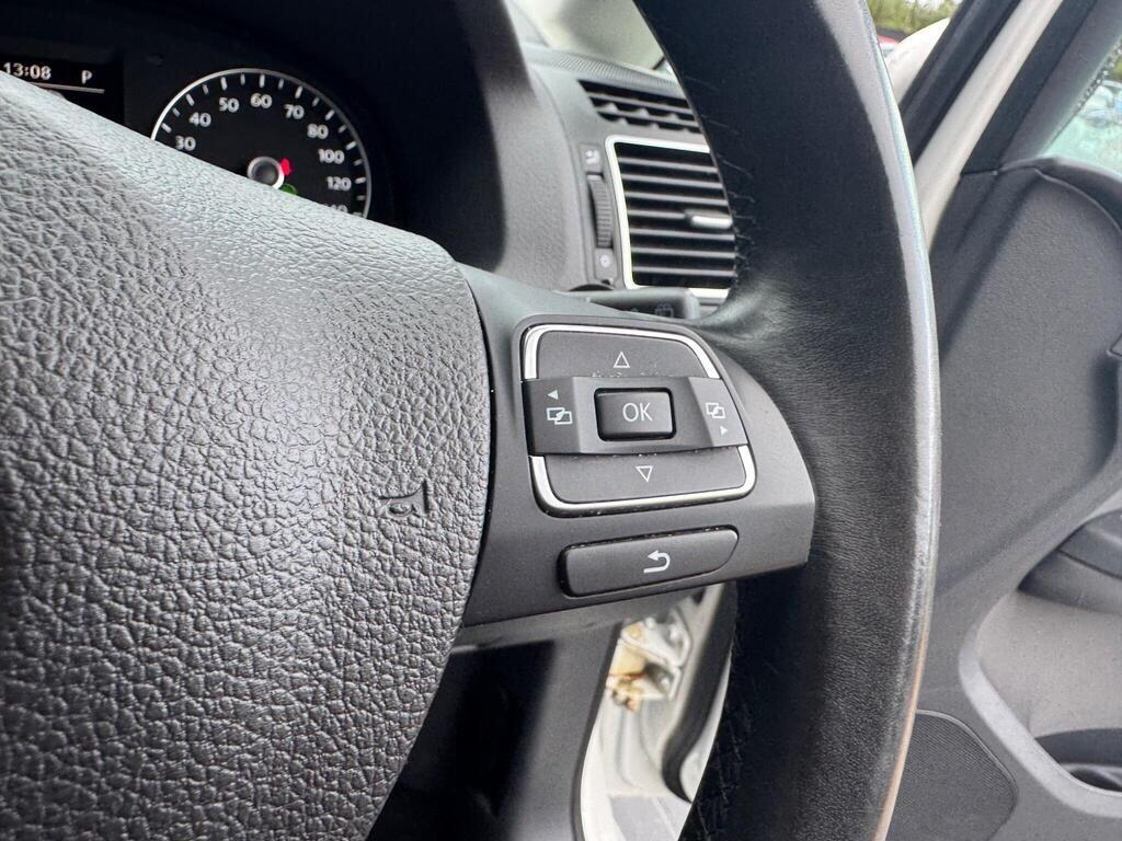 Used Volkswagen Touran 2012 for sale - 77440443: Photo 30