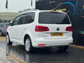 Used Volkswagen Touran 2012 for sale - 77440443: Photo