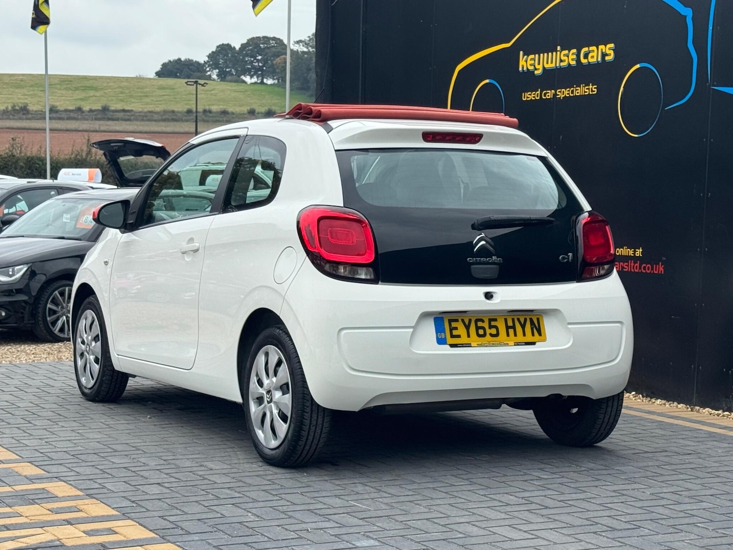 Used Citroen C1 2015 for sale - 76152358: Photo 3