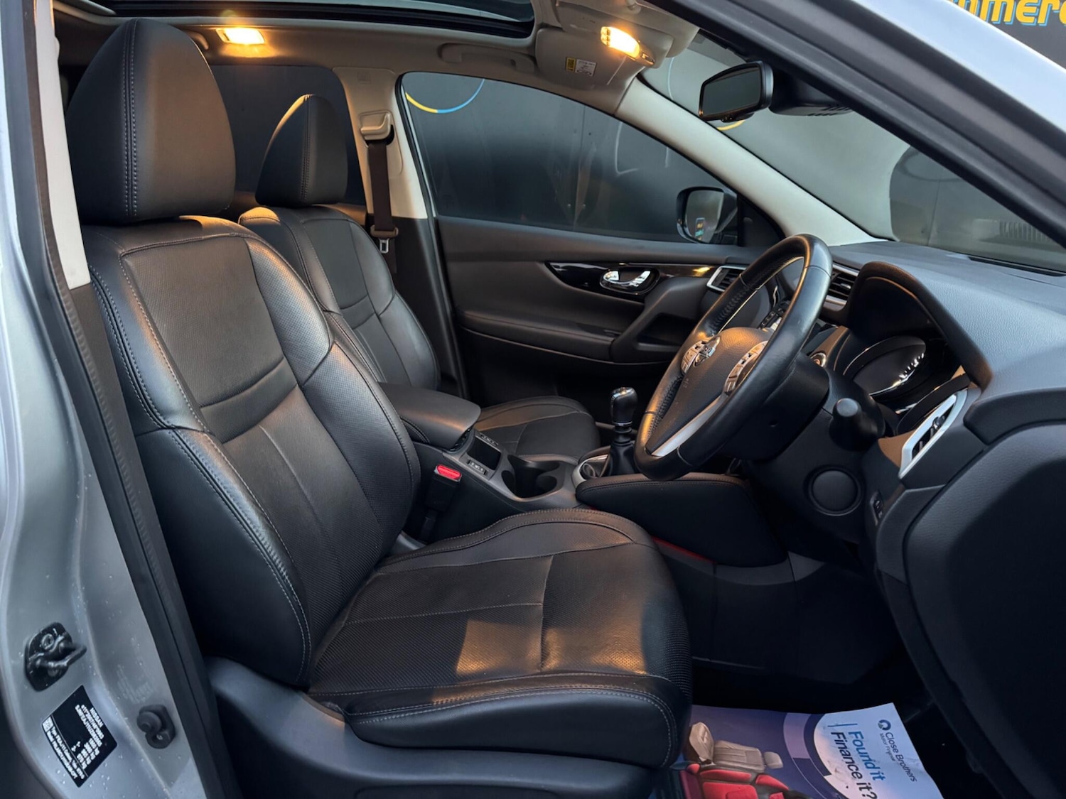 Used Nissan Qashqai 2017 for sale - 77163169: Photo 17