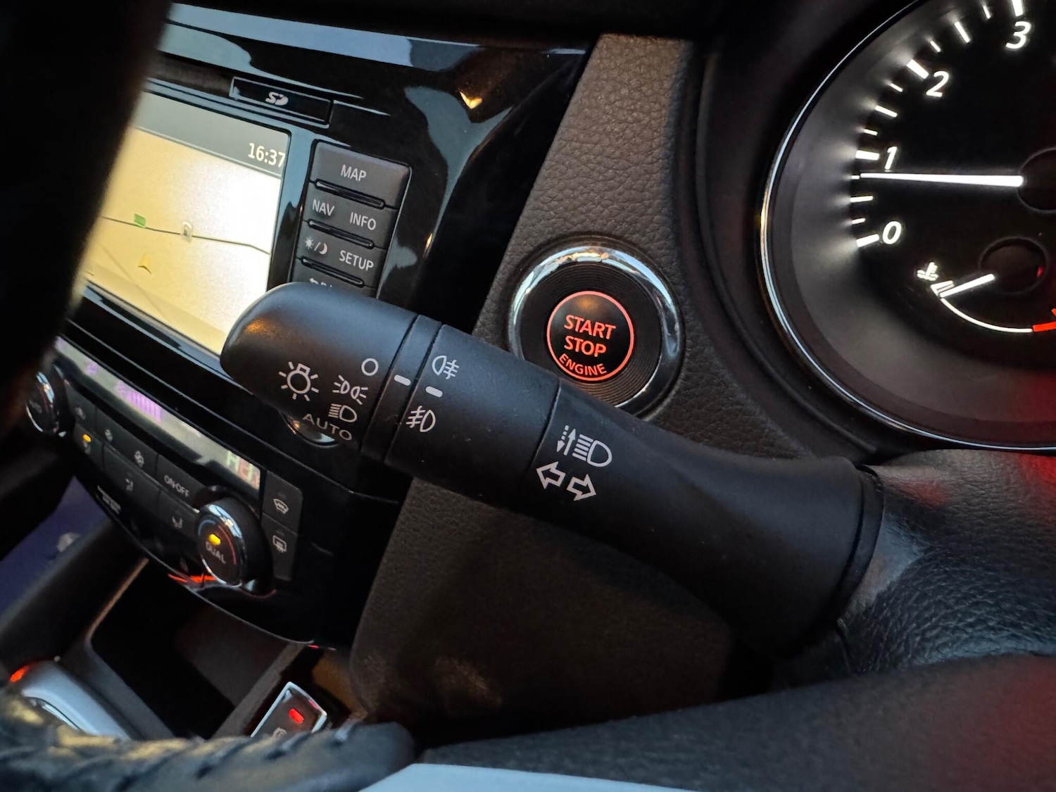 Used Nissan Qashqai 2017 for sale - 77163169: Photo 31