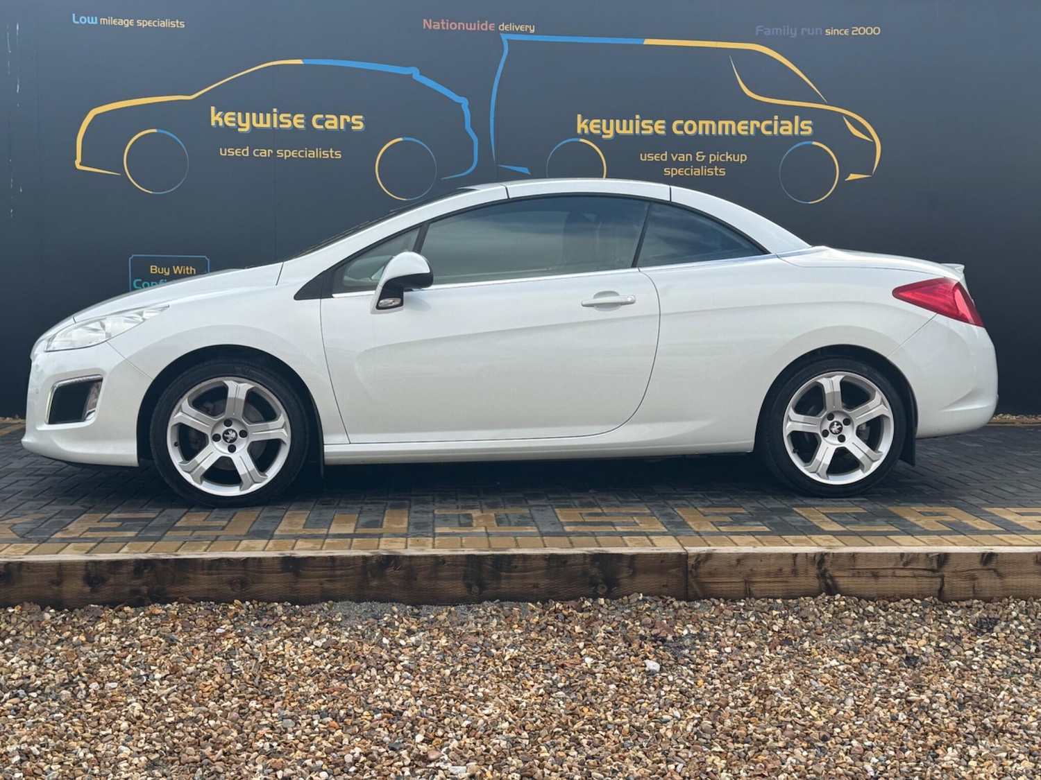 Used Peugeot 308 2012 for sale - 77029982: Photo 2