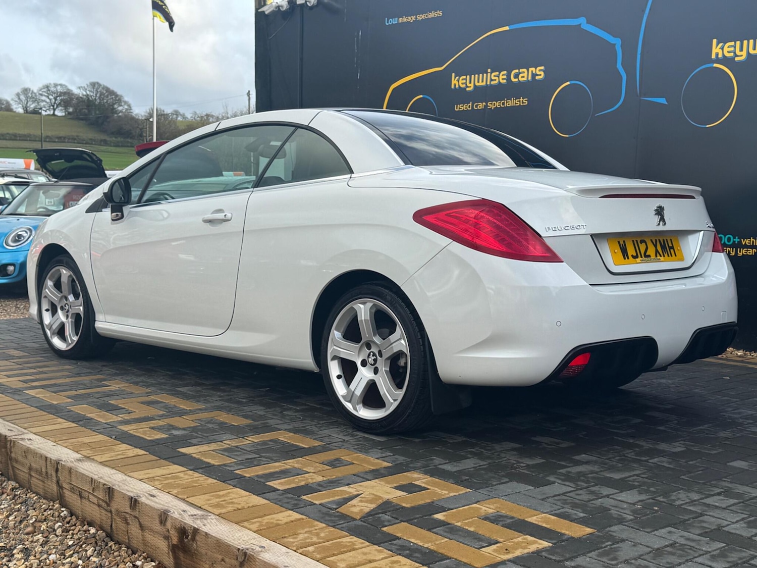 Used Peugeot 308 2012 for sale - 77029982: Photo 3