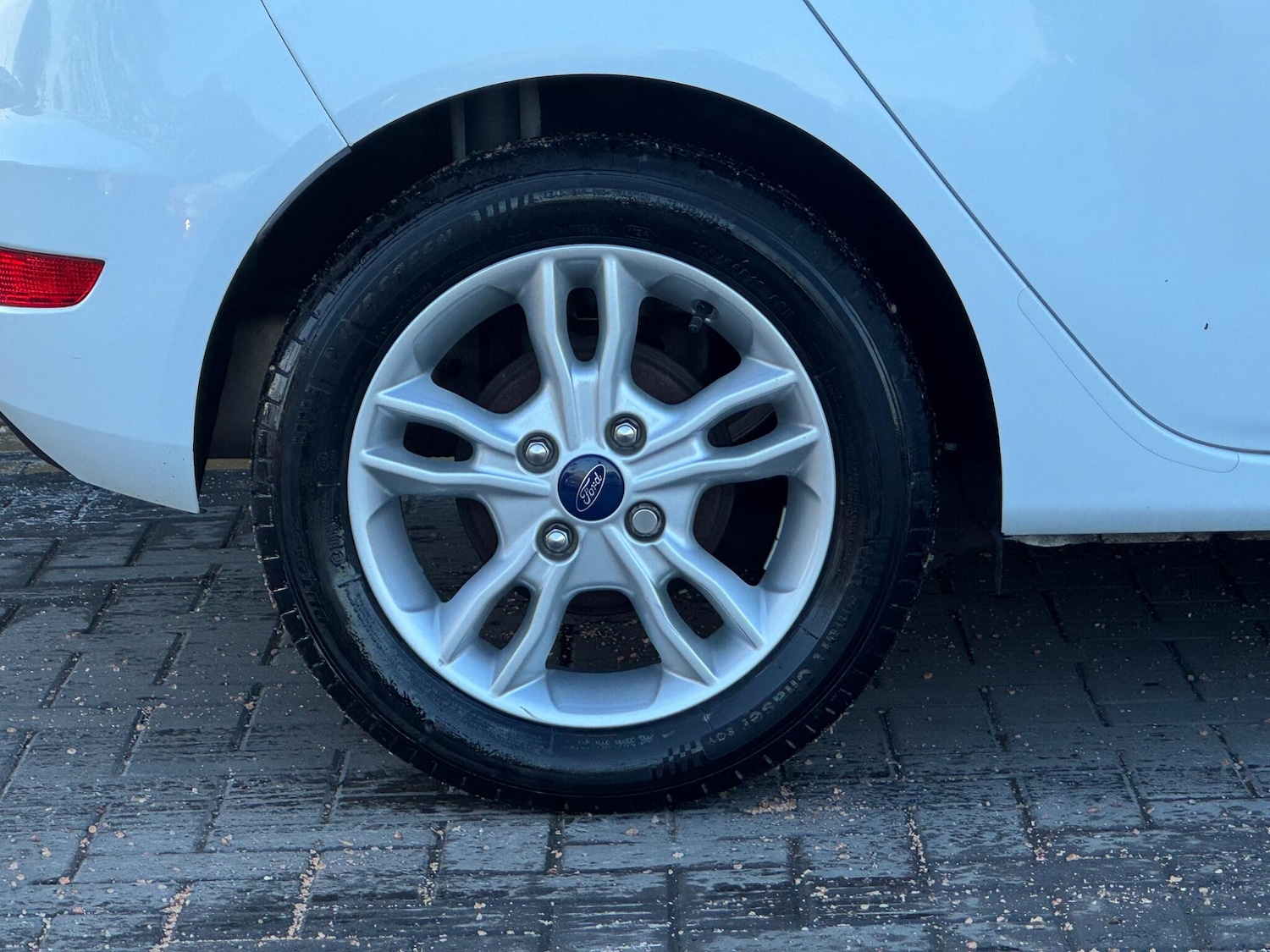 Used Ford Fiesta 2015 for sale - 77120335: Photo 13