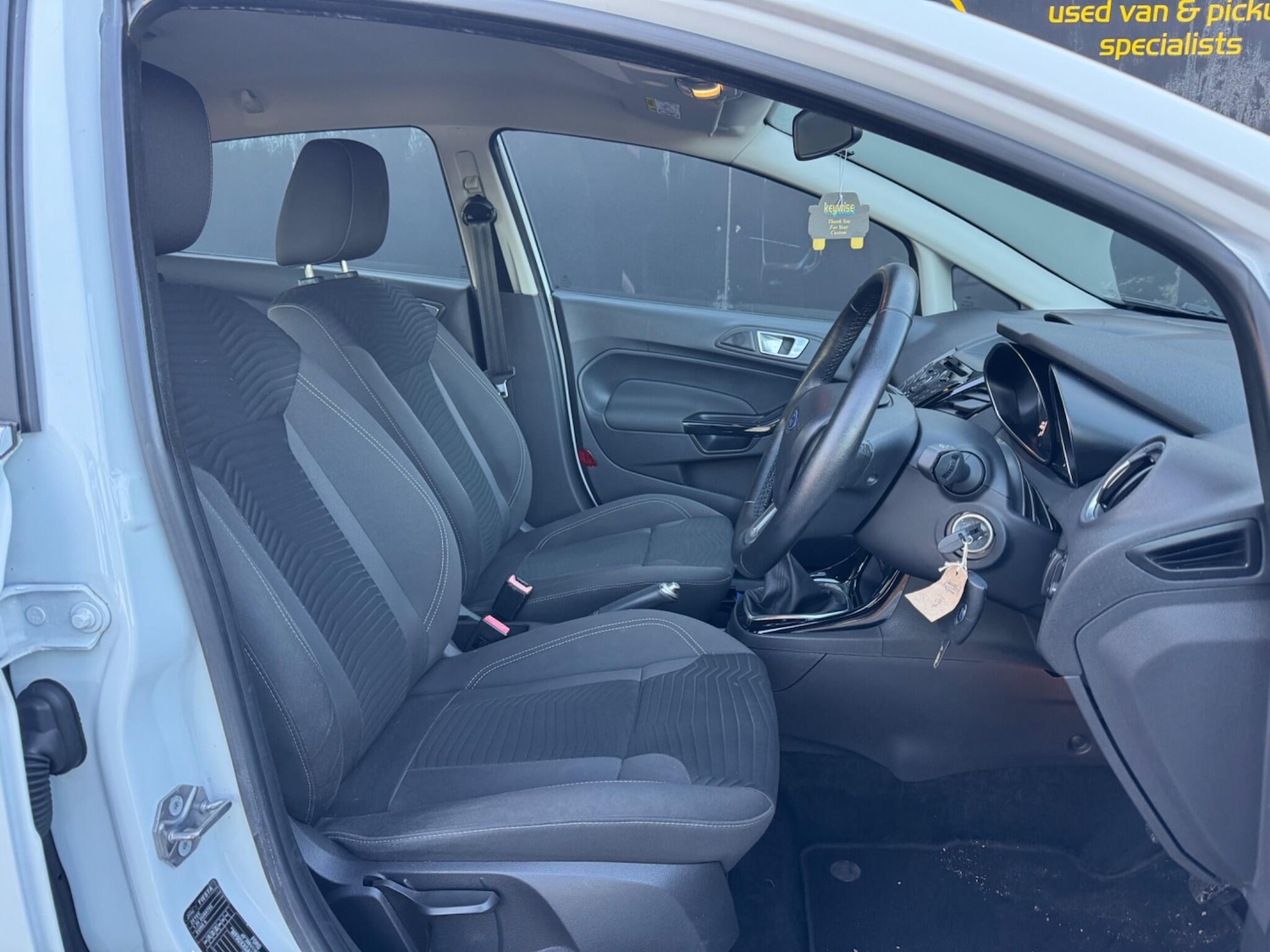 Used Ford Fiesta 2015 for sale - 77120335: Photo 17