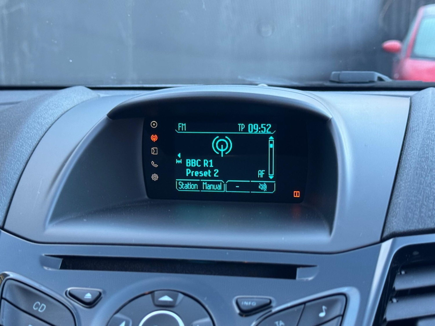 Used Ford Fiesta 2015 for sale - 77120335: Photo 29