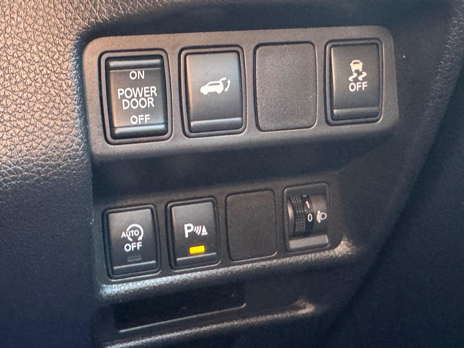 Used Nissan X-Trail for sale - 77957014: Photo 38