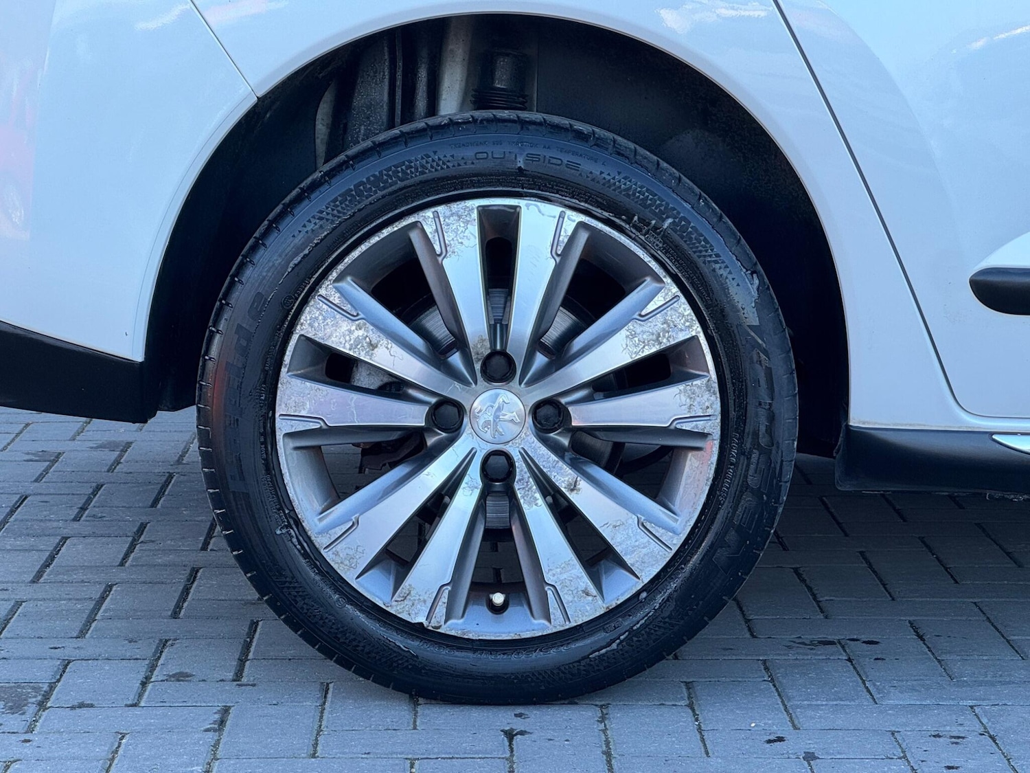 Used Peugeot 3008 2016 for sale - 77050083: Photo 12