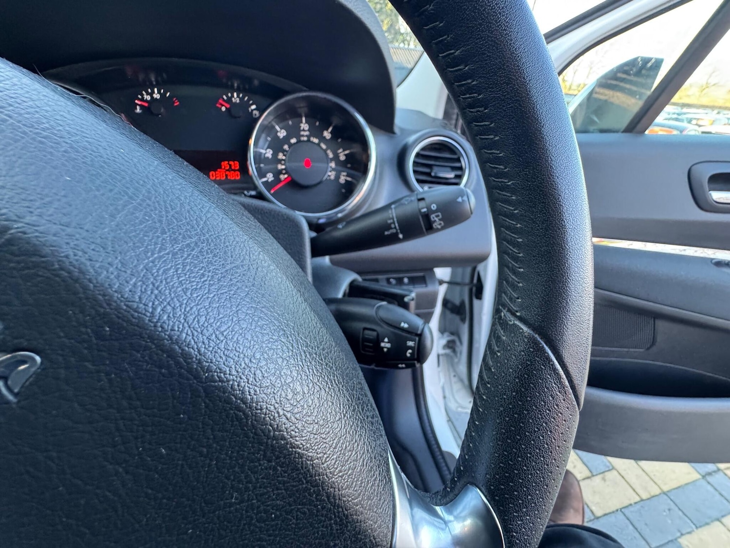 Used Peugeot 3008 2016 for sale - 77050083: Photo 24