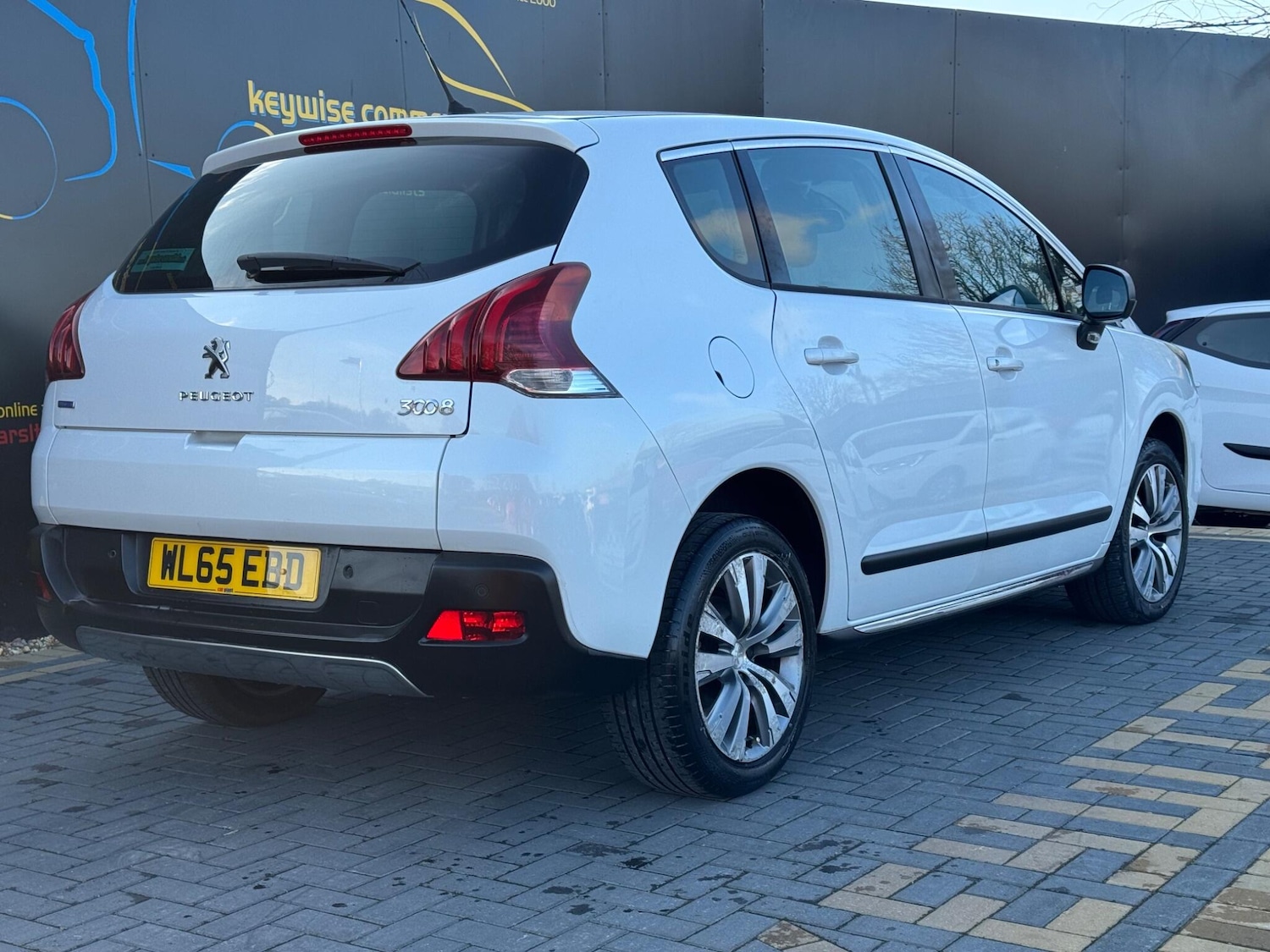 Used Peugeot 3008 2016 for sale - 77050083: Photo 5