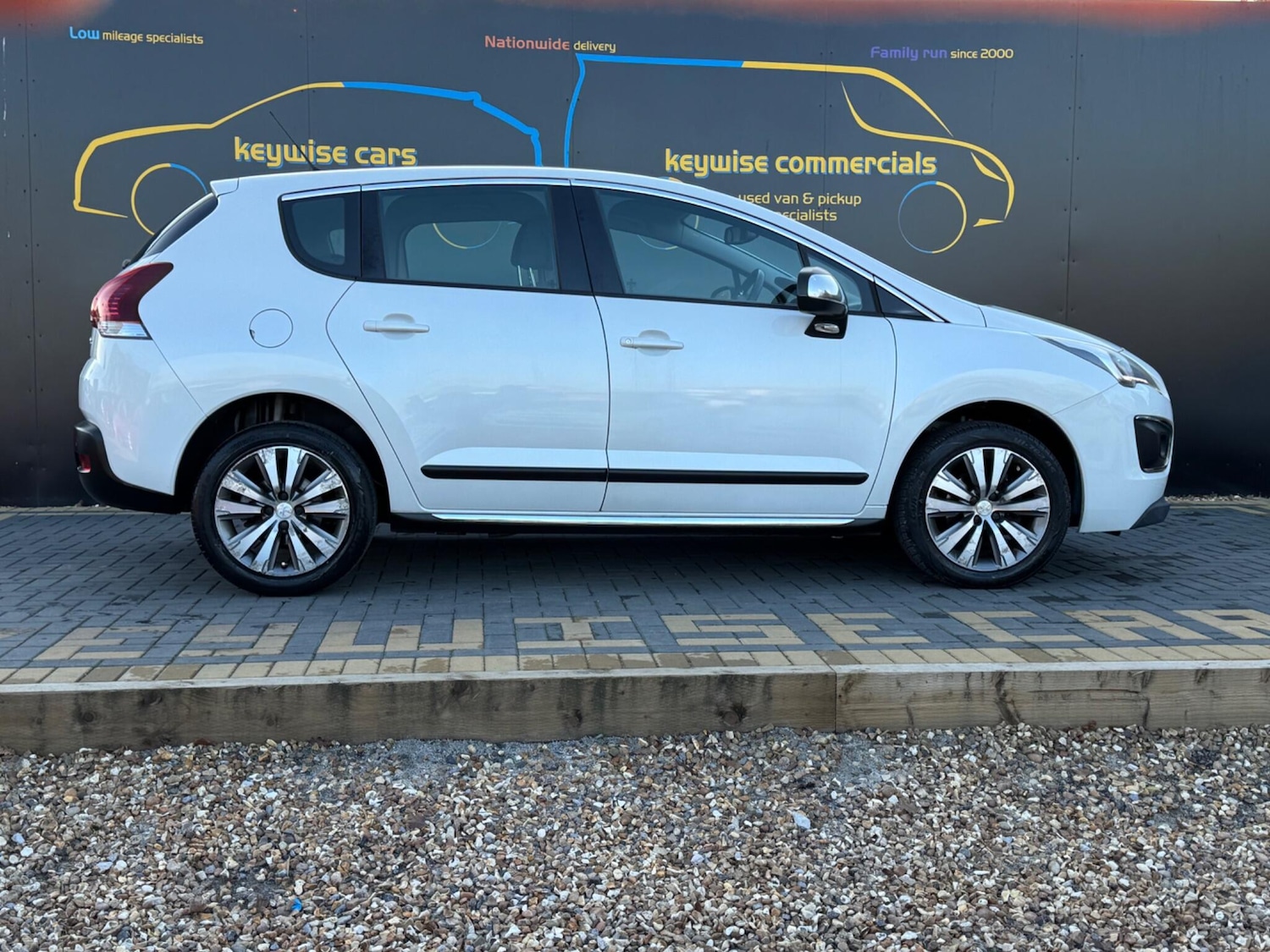 Used Peugeot 3008 2016 for sale - 77050083: Photo 6