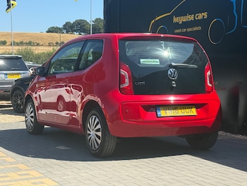 Used Volkswagen up! 2016 for sale - 79521570: Photo