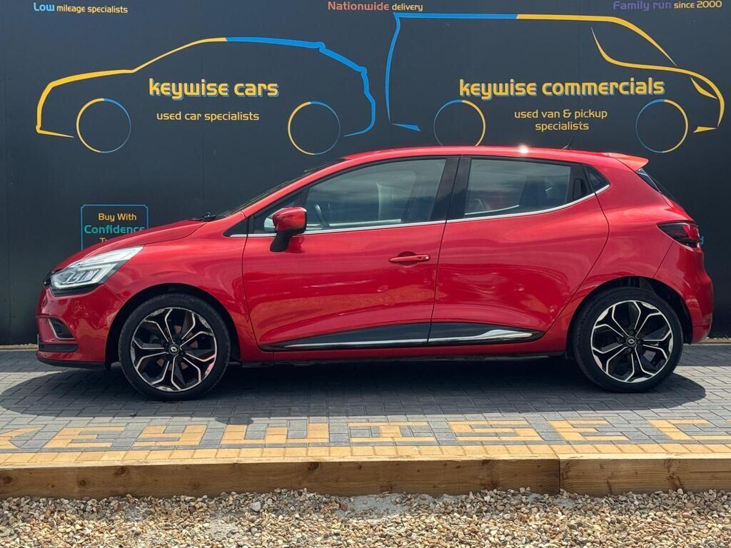 Used Renault Clio 2017 for sale - 76991923: Photo 2