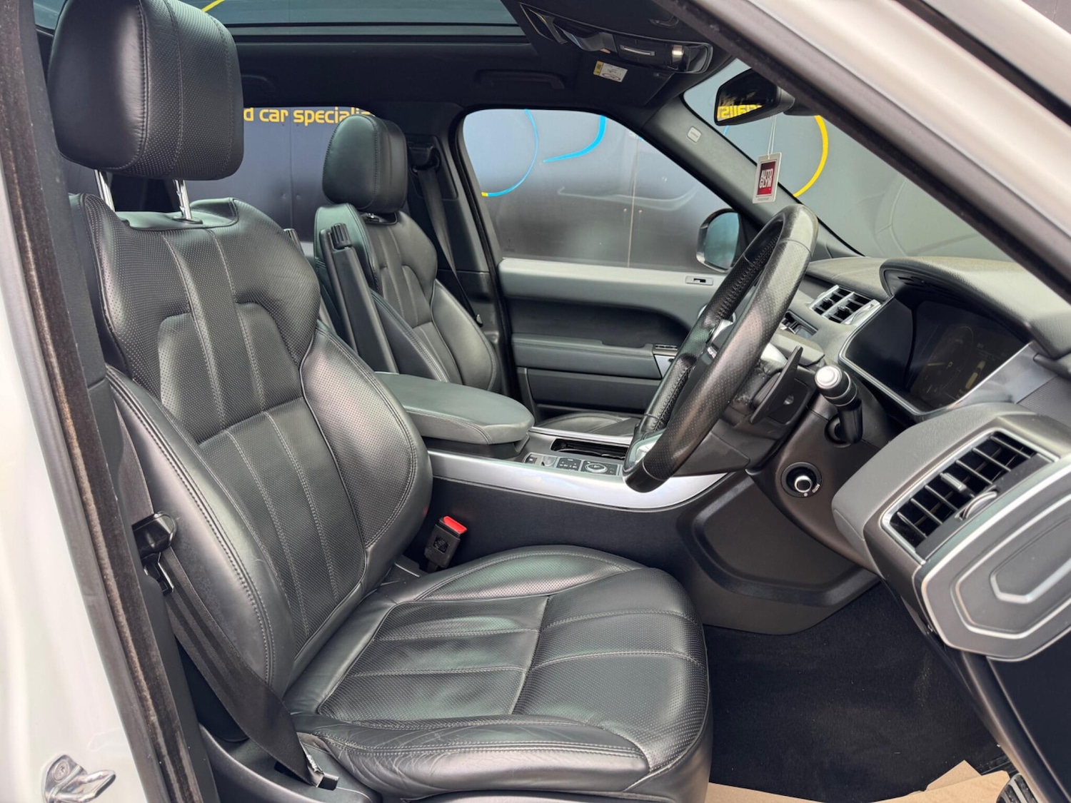 Used Land Rover Range Rover Sport 2015 for sale - 77926258: Photo 11