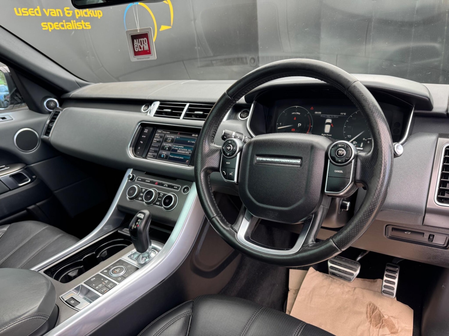 Used Land Rover Range Rover Sport 2015 for sale - 77926258: Photo 13