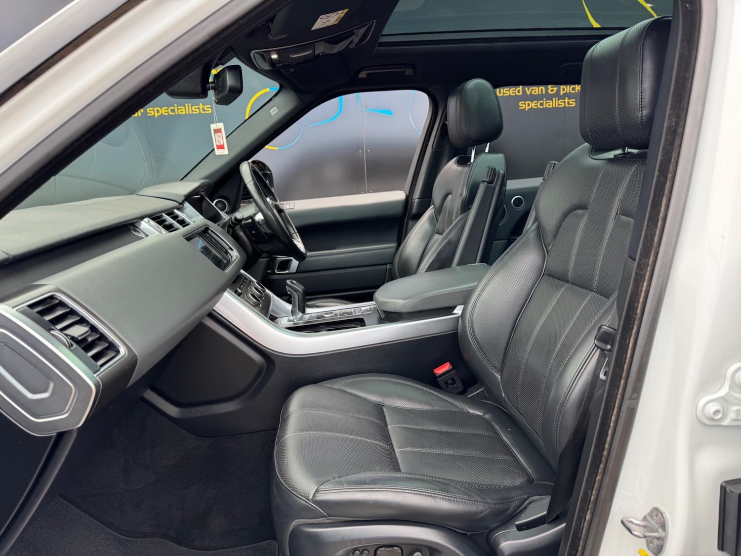 Used Land Rover Range Rover Sport 2015 for sale - 77926258: Photo 15