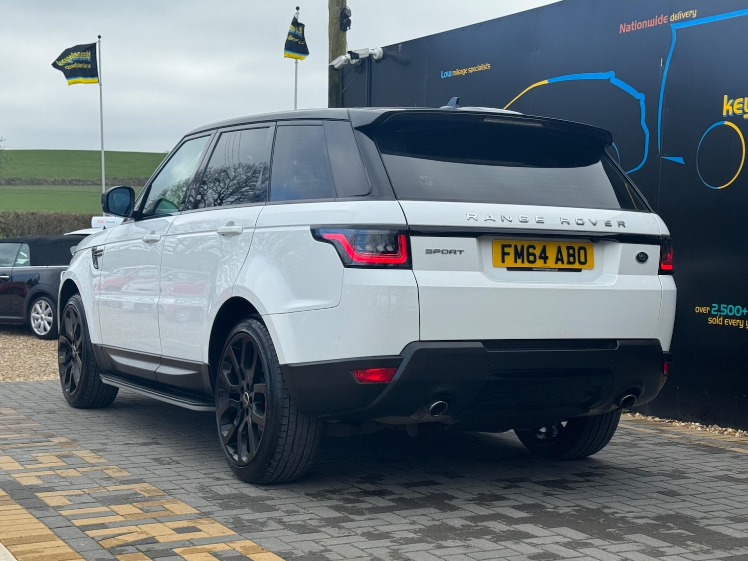 Used Land Rover Range Rover Sport 2015 for sale - 77926258: Photo 3