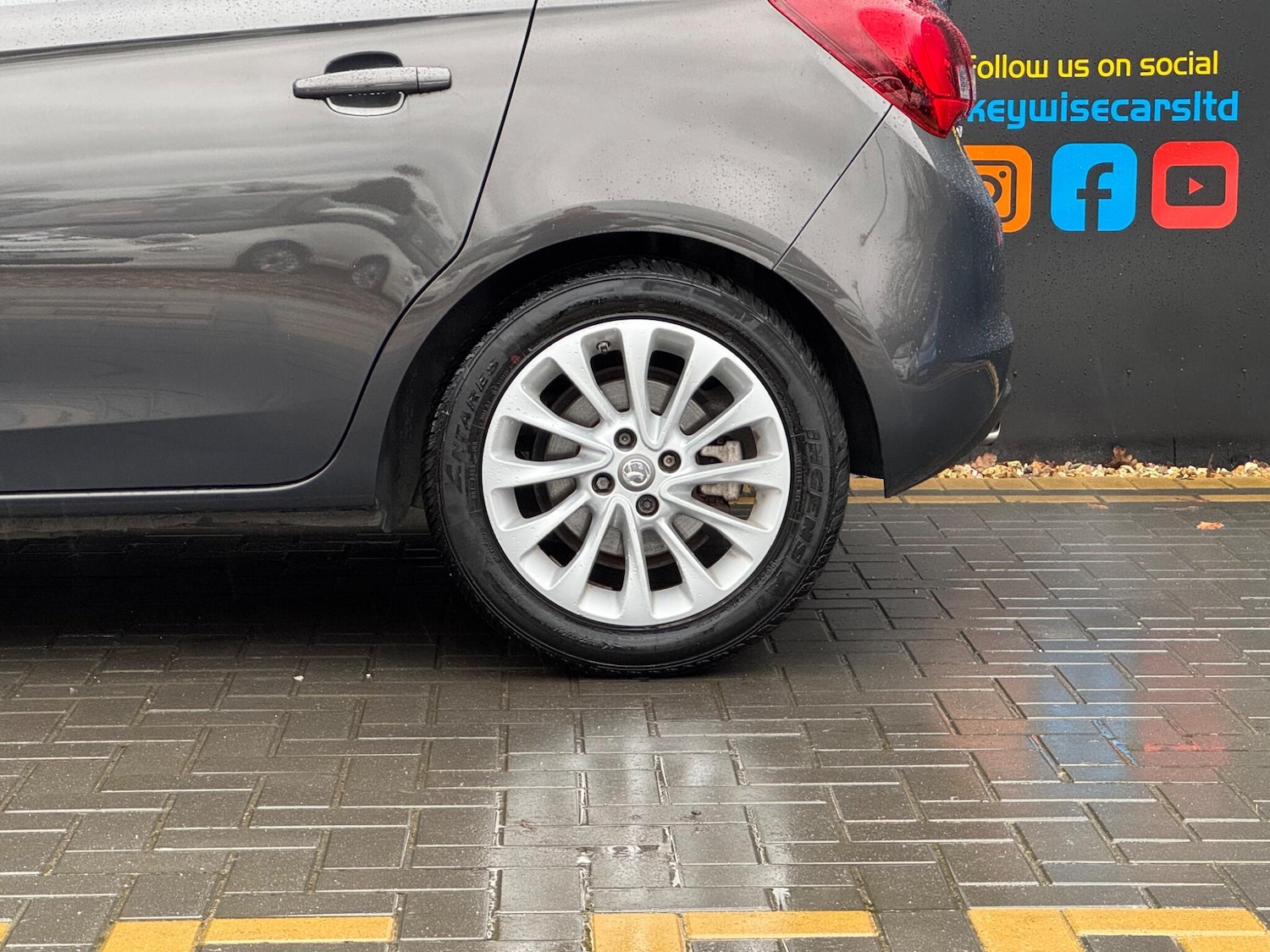 Used Vauxhall Corsa 2016 for sale - 77597972: Photo 11