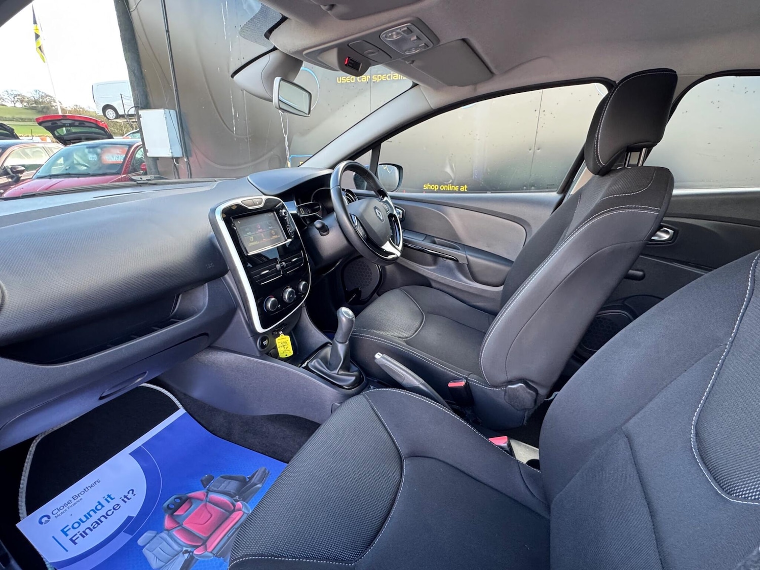 Used Renault Clio 2016 for sale - 76824216: Photo 16