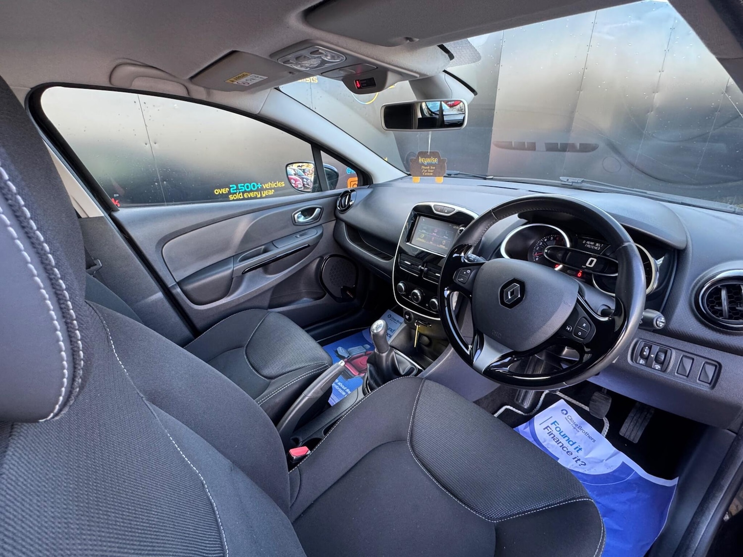 Used Renault Clio 2016 for sale - 76824216: Photo 20