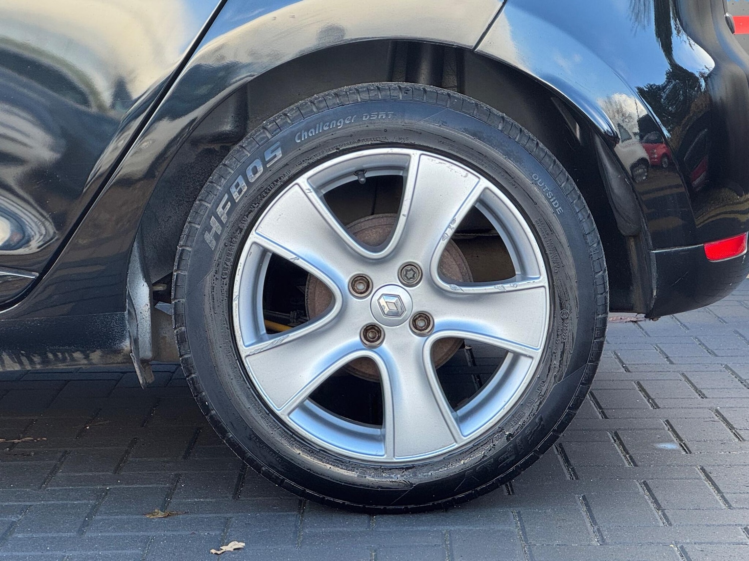 Used Renault Clio 2016 for sale - 76824216: Photo 9