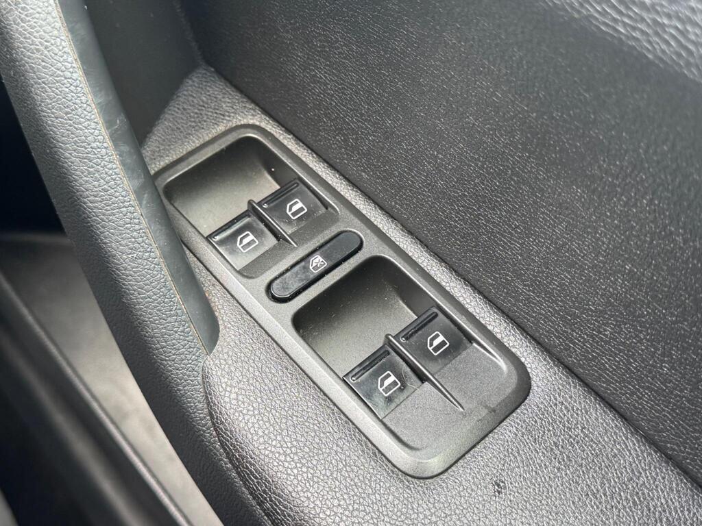 Vehicle 33