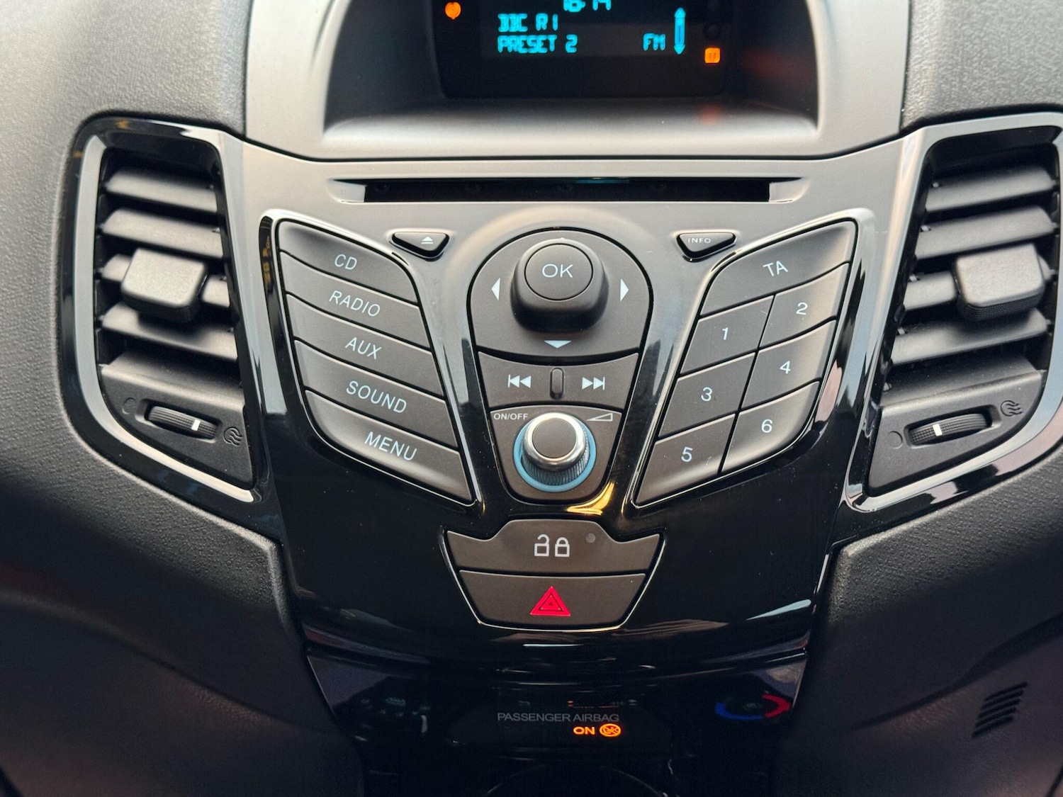 Used Ford Fiesta 2013 for sale - 77175627: Photo 26