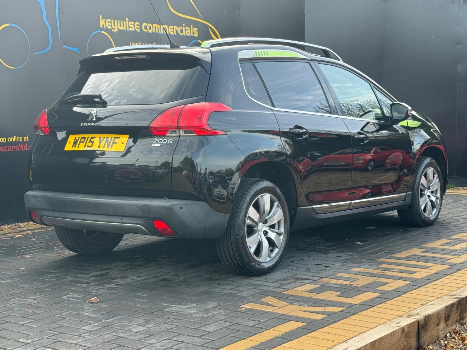 Used Peugeot 2008 2015 for sale - 76992180: Photo 6