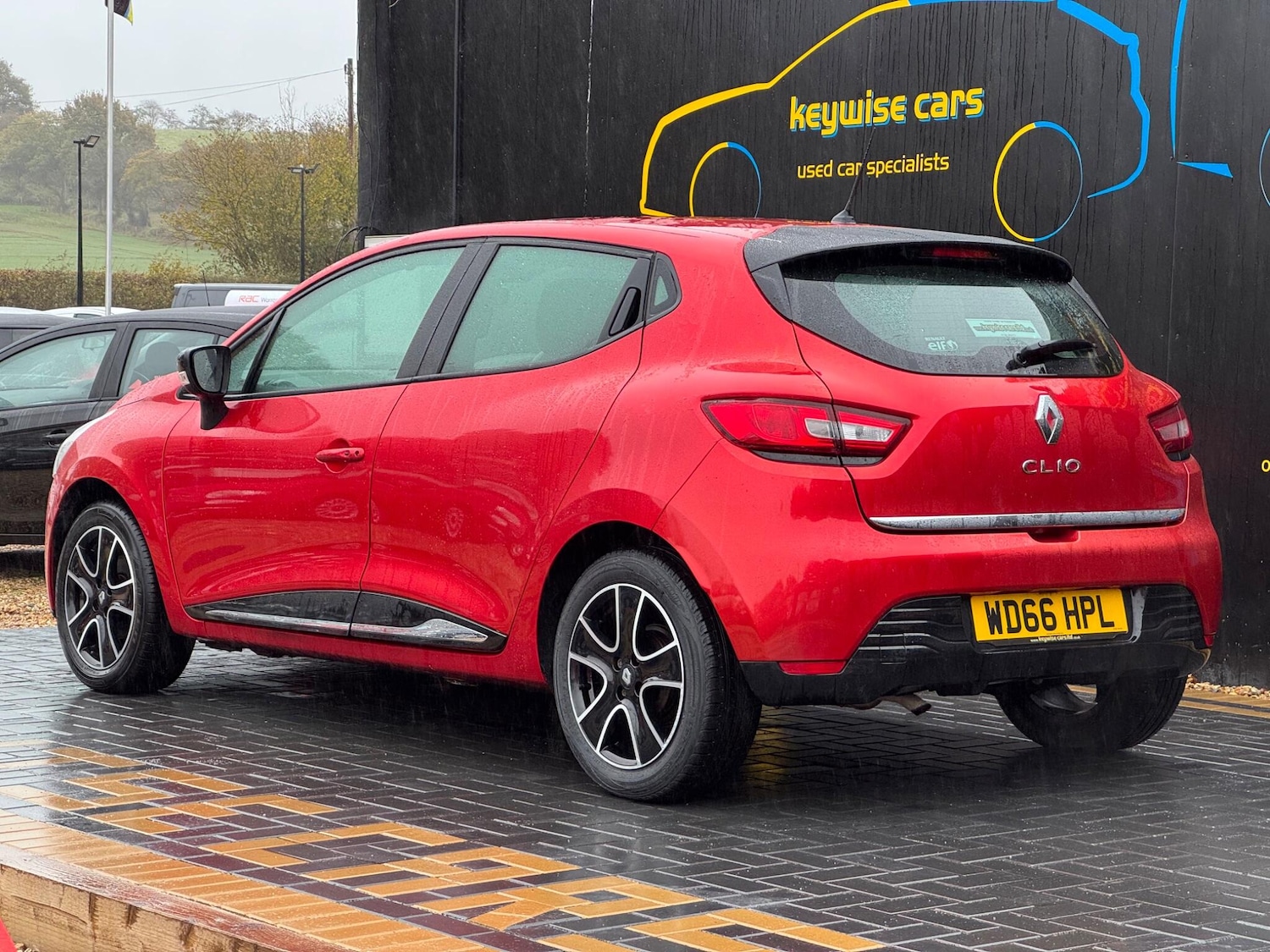 Used Renault Clio 2016 for sale - 76408848: Photo 3
