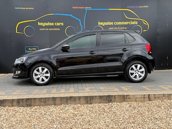 Used Volkswagen Polo 2013 for sale - 79373330: Photo