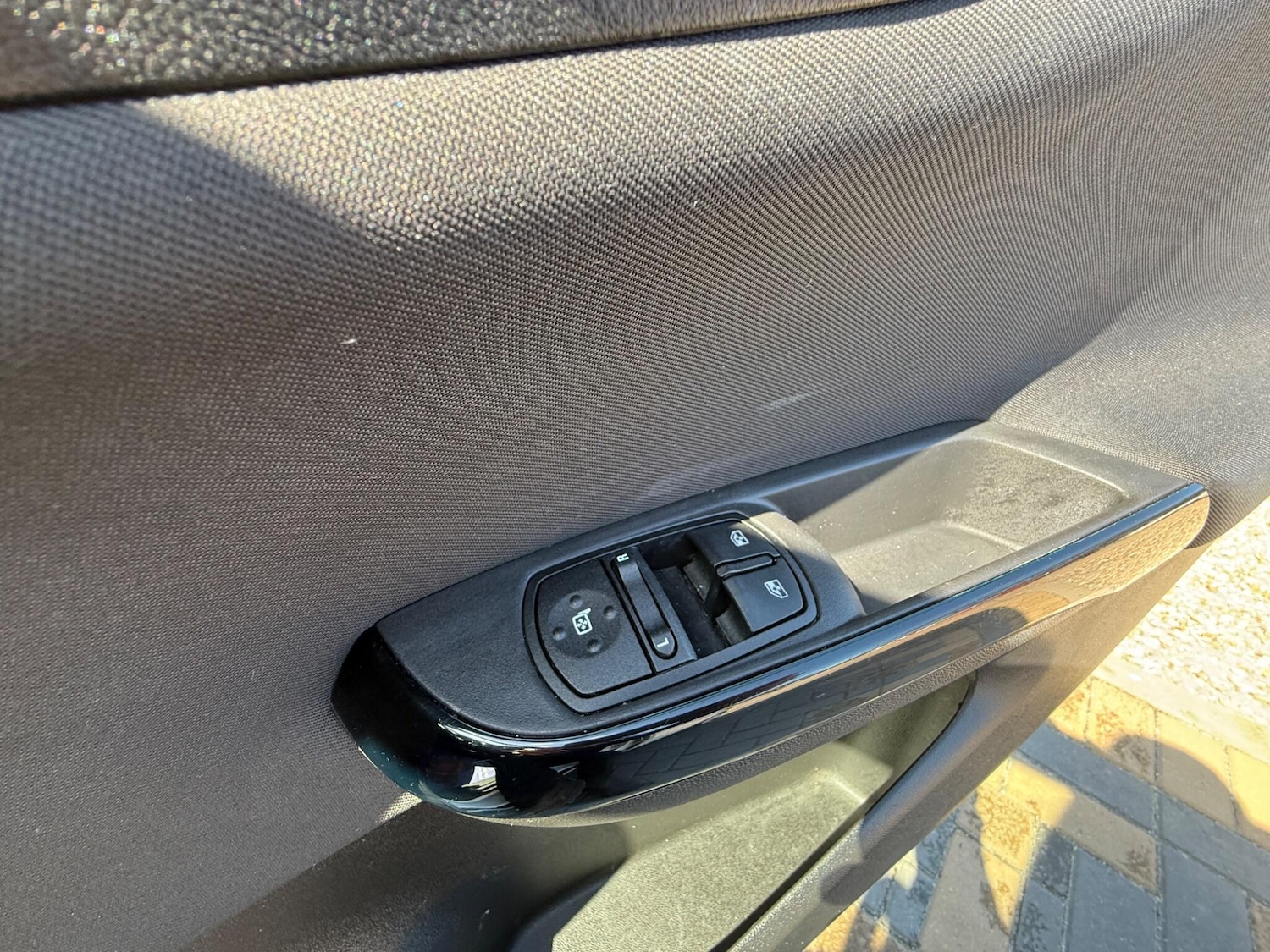 Used Vauxhall Corsa 2015 for sale - 78116123: Photo 28