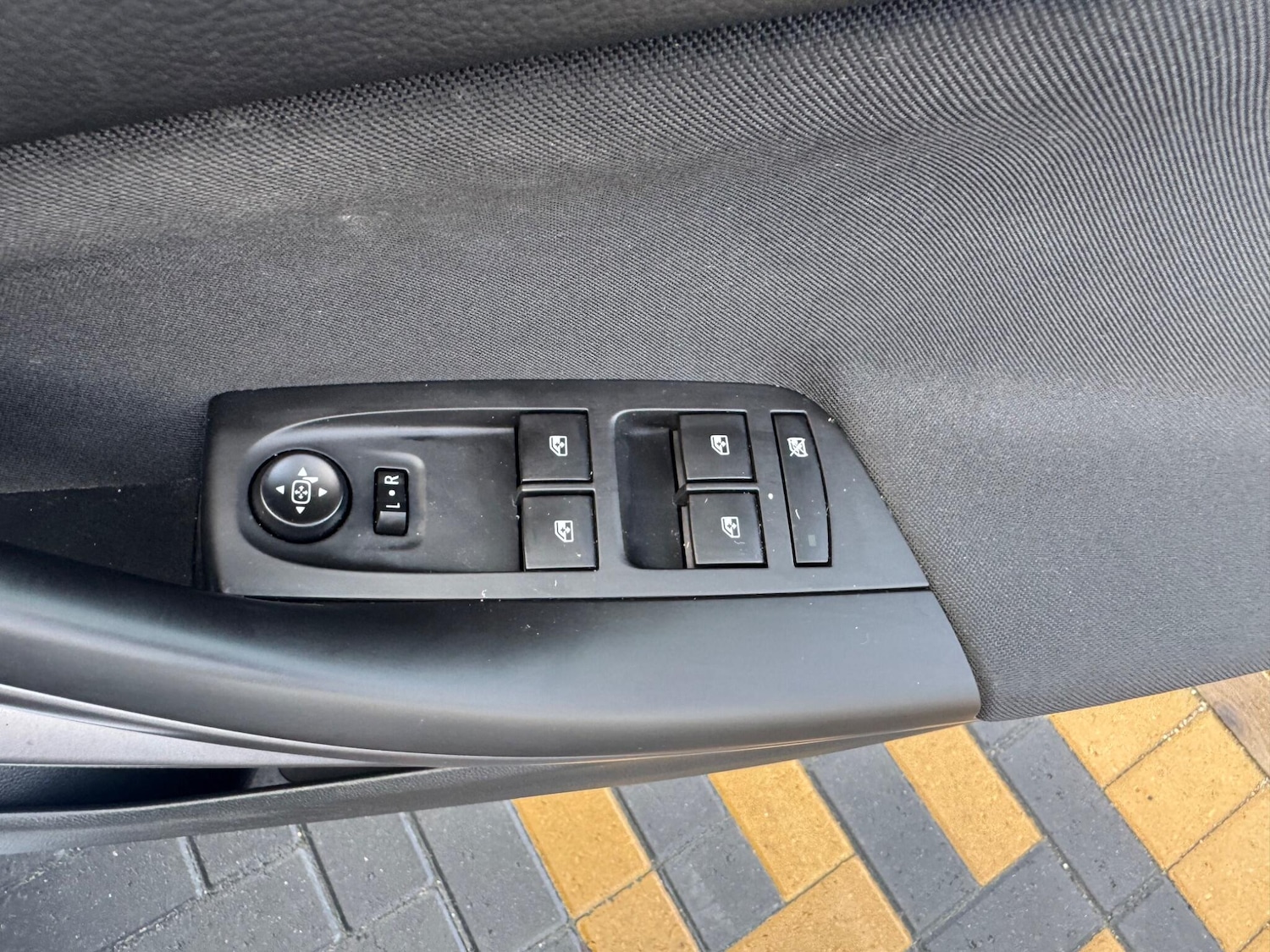 Used Vauxhall Astra 2017 for sale - 76991970: Photo 29