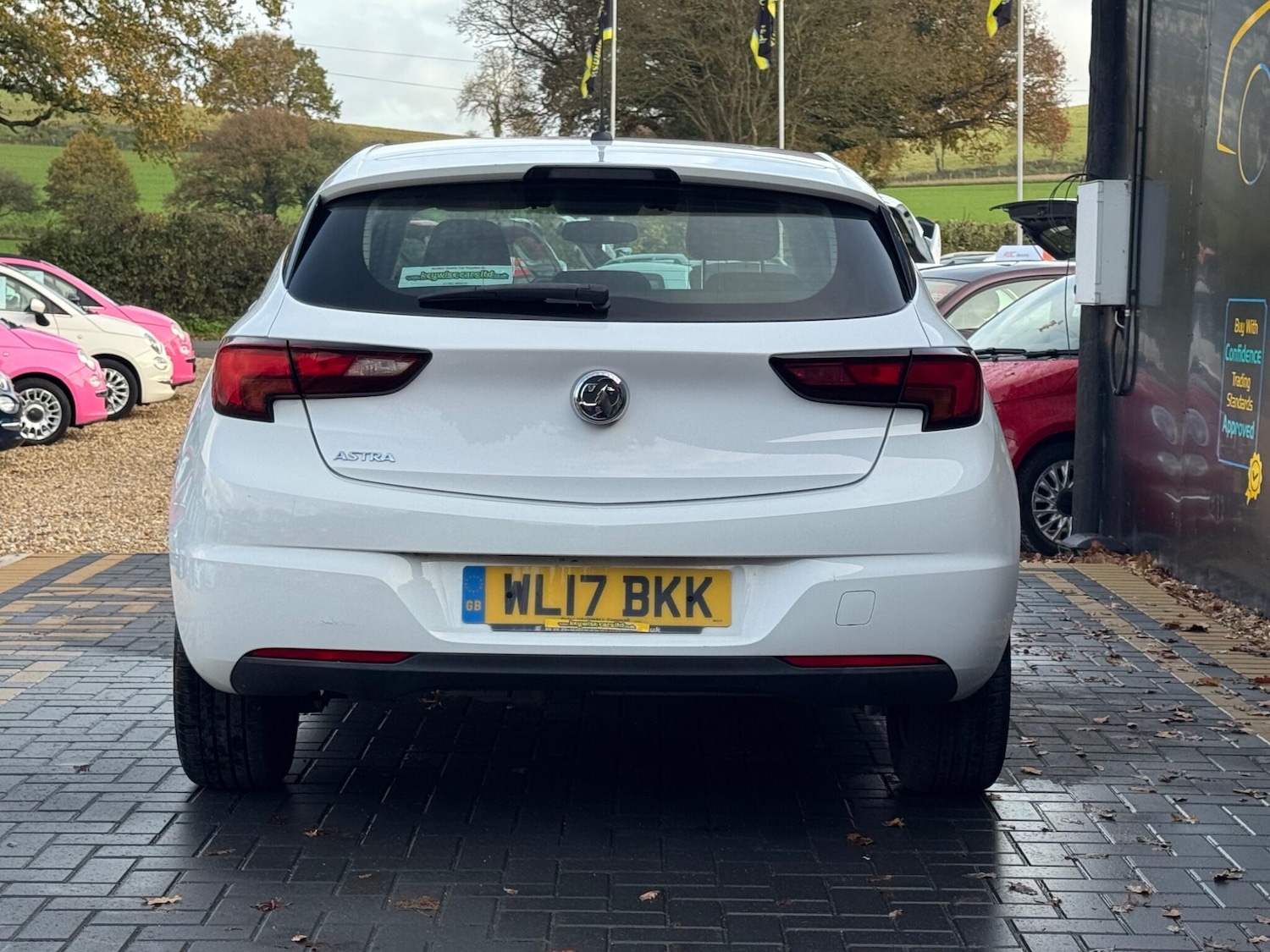 Used Vauxhall Astra 2017 for sale - 76991970: Photo 4