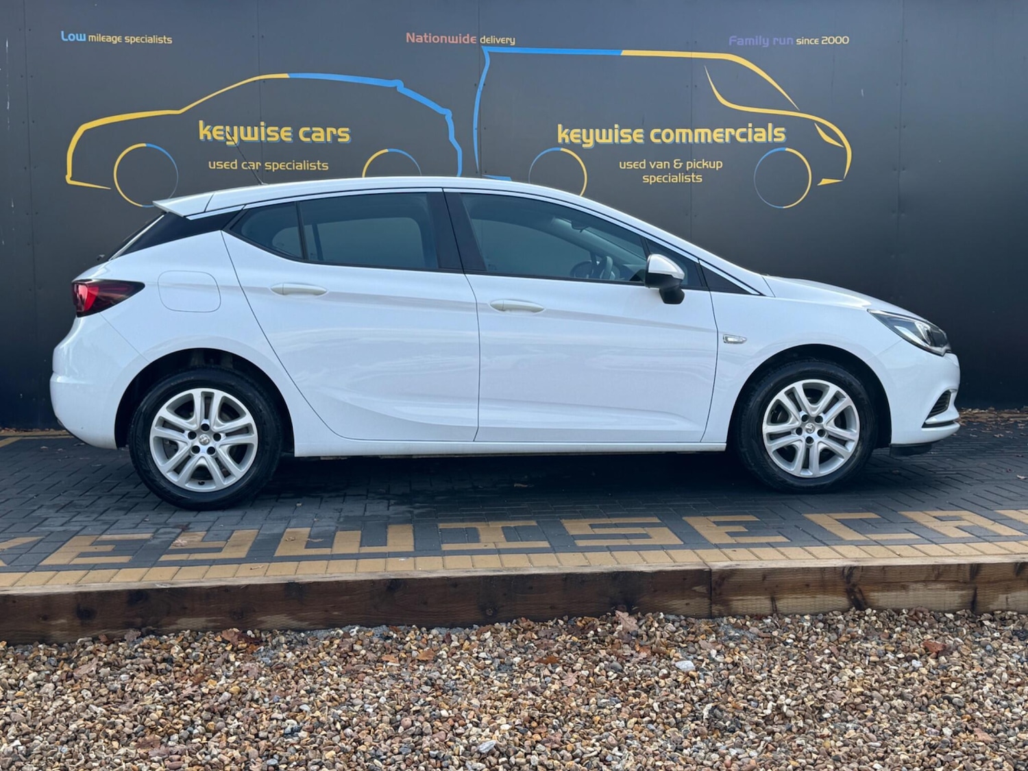 Used Vauxhall Astra 2017 for sale - 76991970: Photo 6