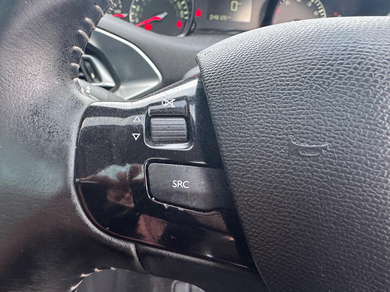 Used Peugeot 308 2019 for sale - 77029466: Photo 29