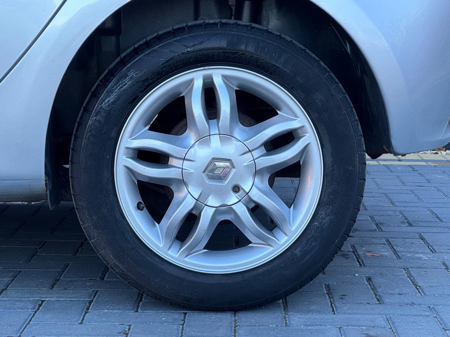 Used Renault Clio 2008 for sale - 76633440: Photo 11