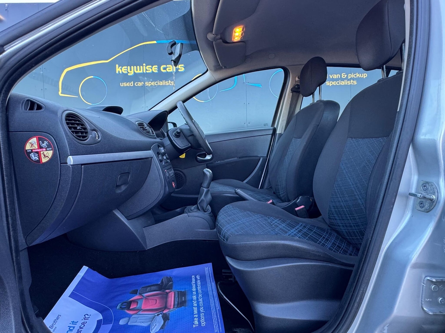 Used Renault Clio 2008 for sale - 76633440: Photo 17