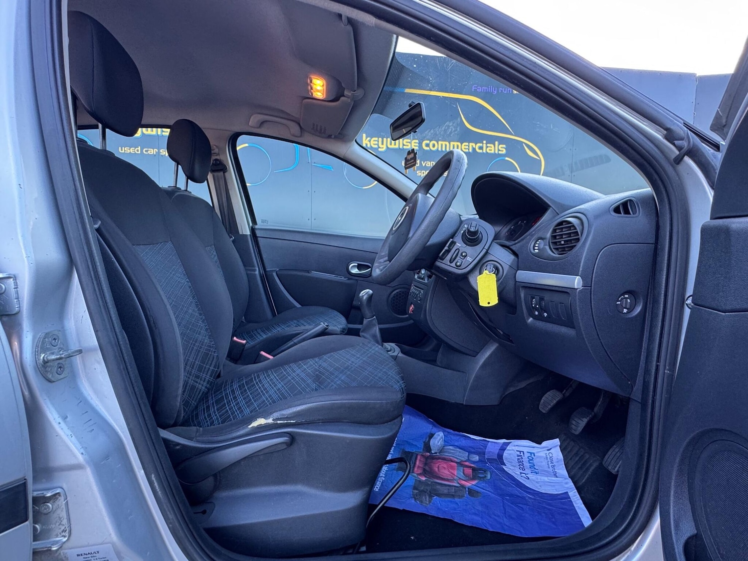 Used Renault Clio 2008 for sale - 76633440: Photo 18