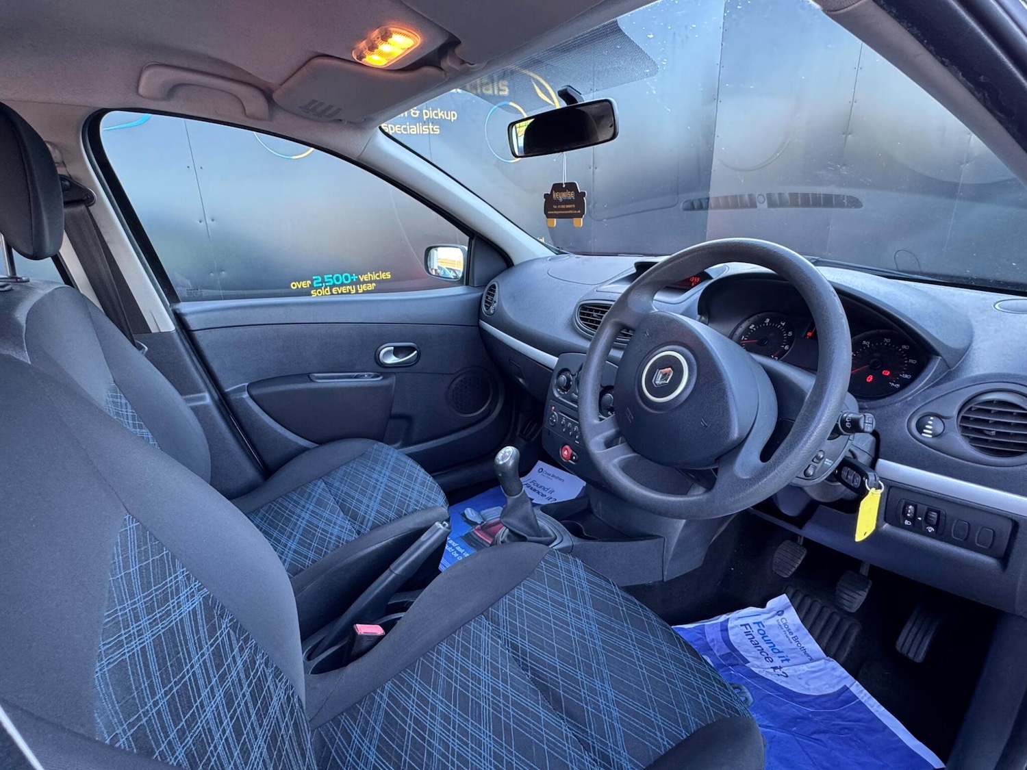 Used Renault Clio 2008 for sale - 76633440: Photo 19