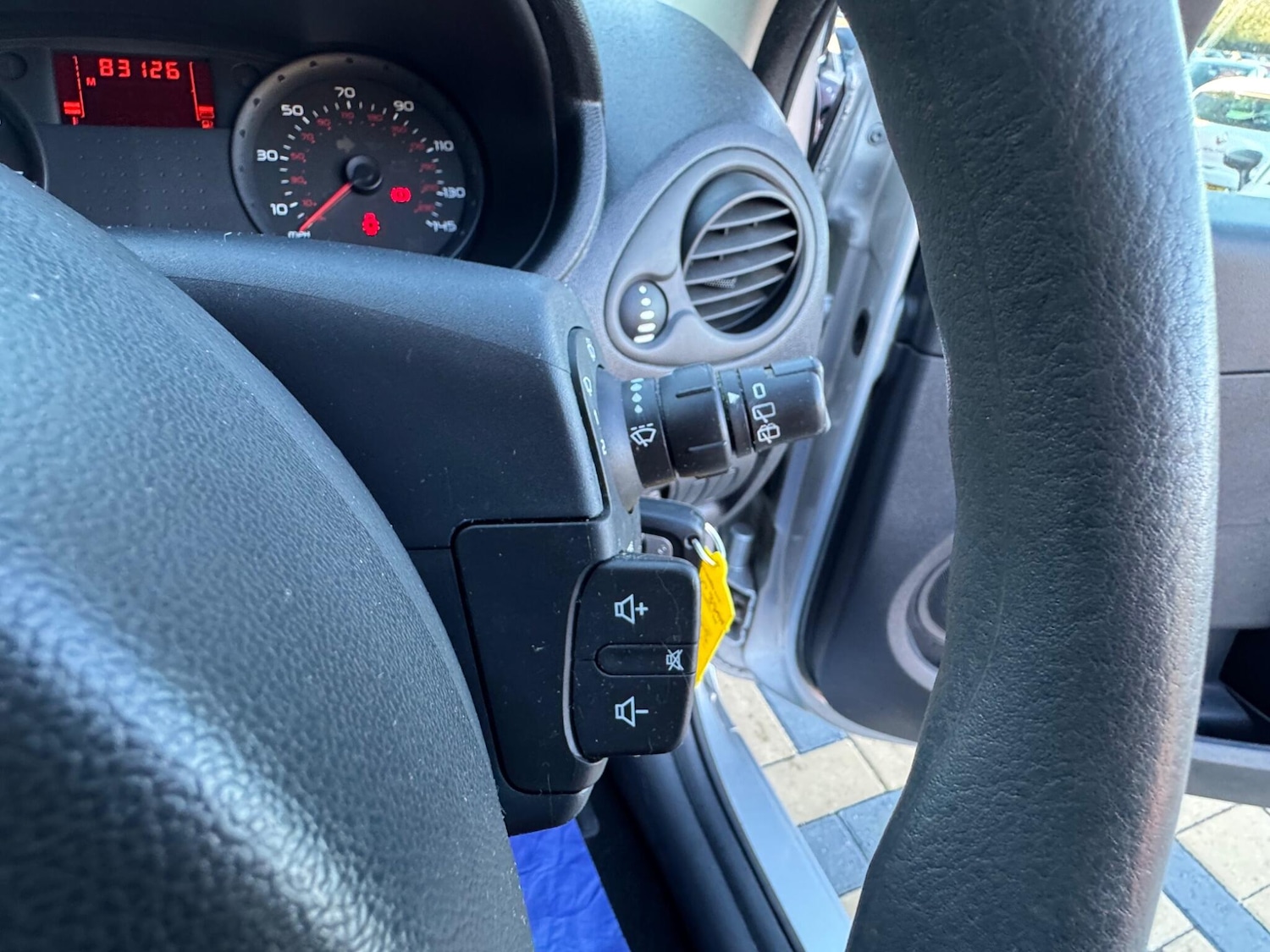 Used Renault Clio 2008 for sale - 76633440: Photo 24