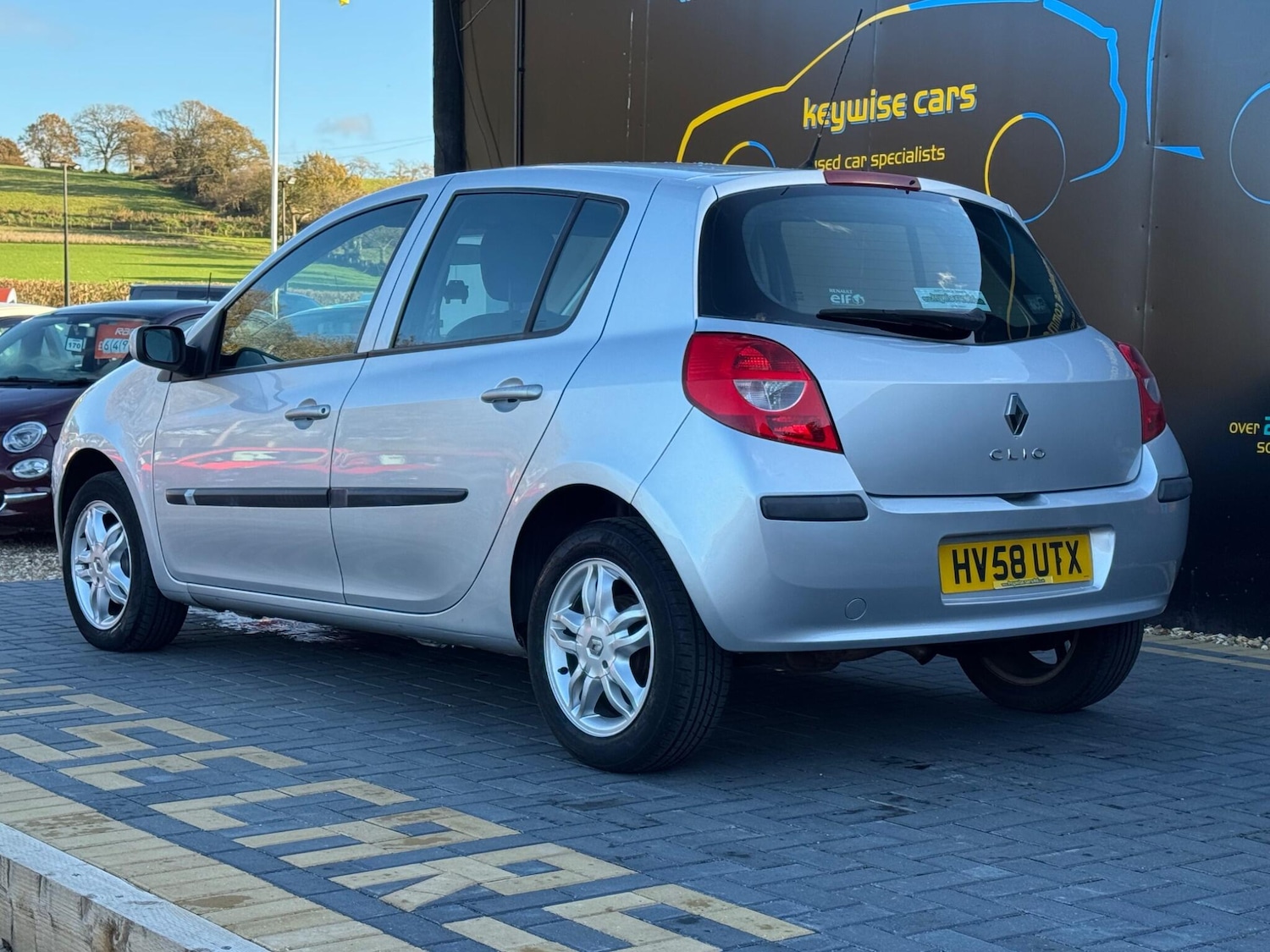 Used Renault Clio 2008 for sale - 76633440: Photo 3