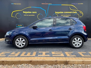 Used Volkswagen Polo 2011 for sale - 76314362: Photo 2