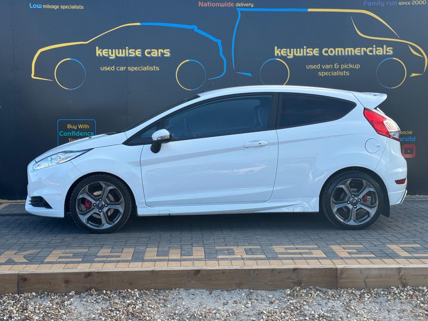 Used Ford Fiesta 2016 for sale - 76992097: Photo 2